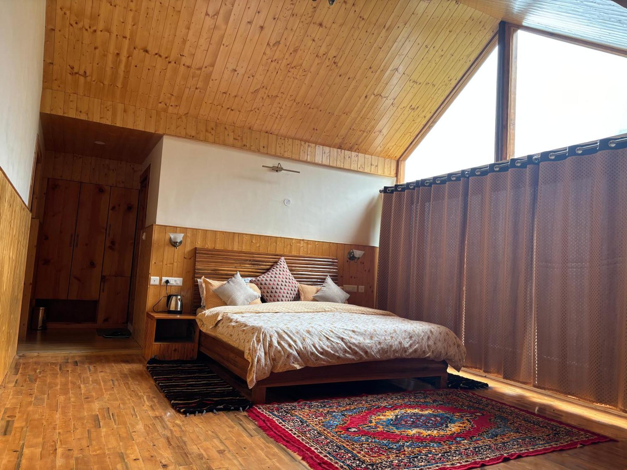 Toshim Homestay Sangla Exterior photo